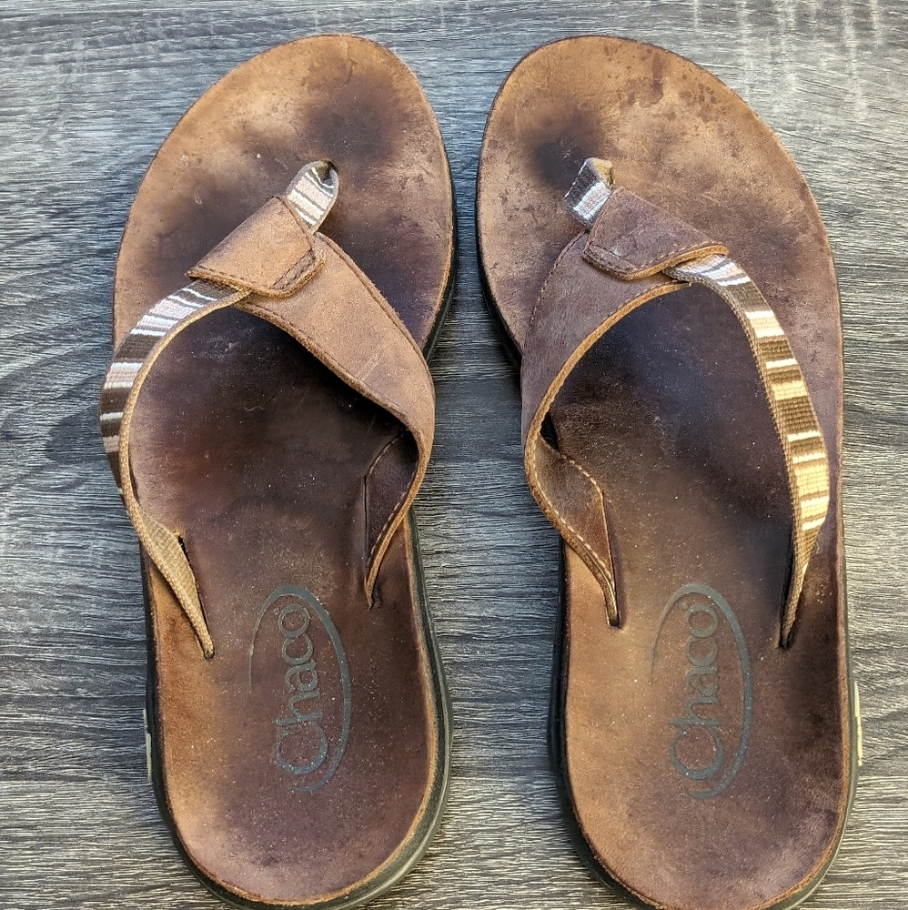 Chaco flip flops